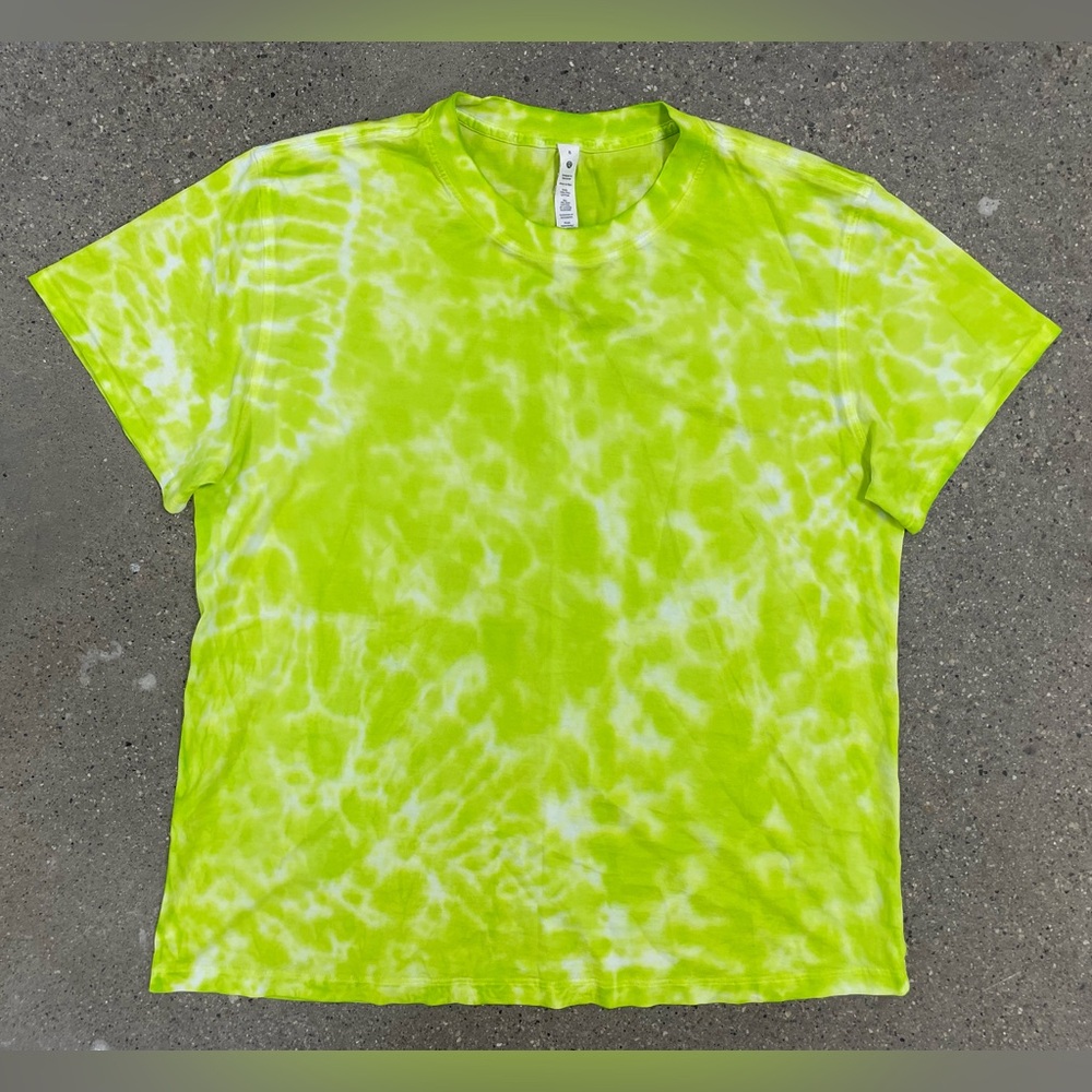 Lululemon All Yours Tee Size 8 Marmoleado Tie Dye Eccentric Lime EUC